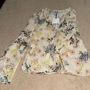 Brand new Zara blouse